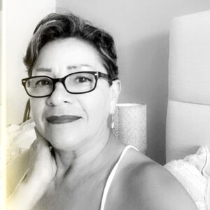 Meet your Posher, Christina